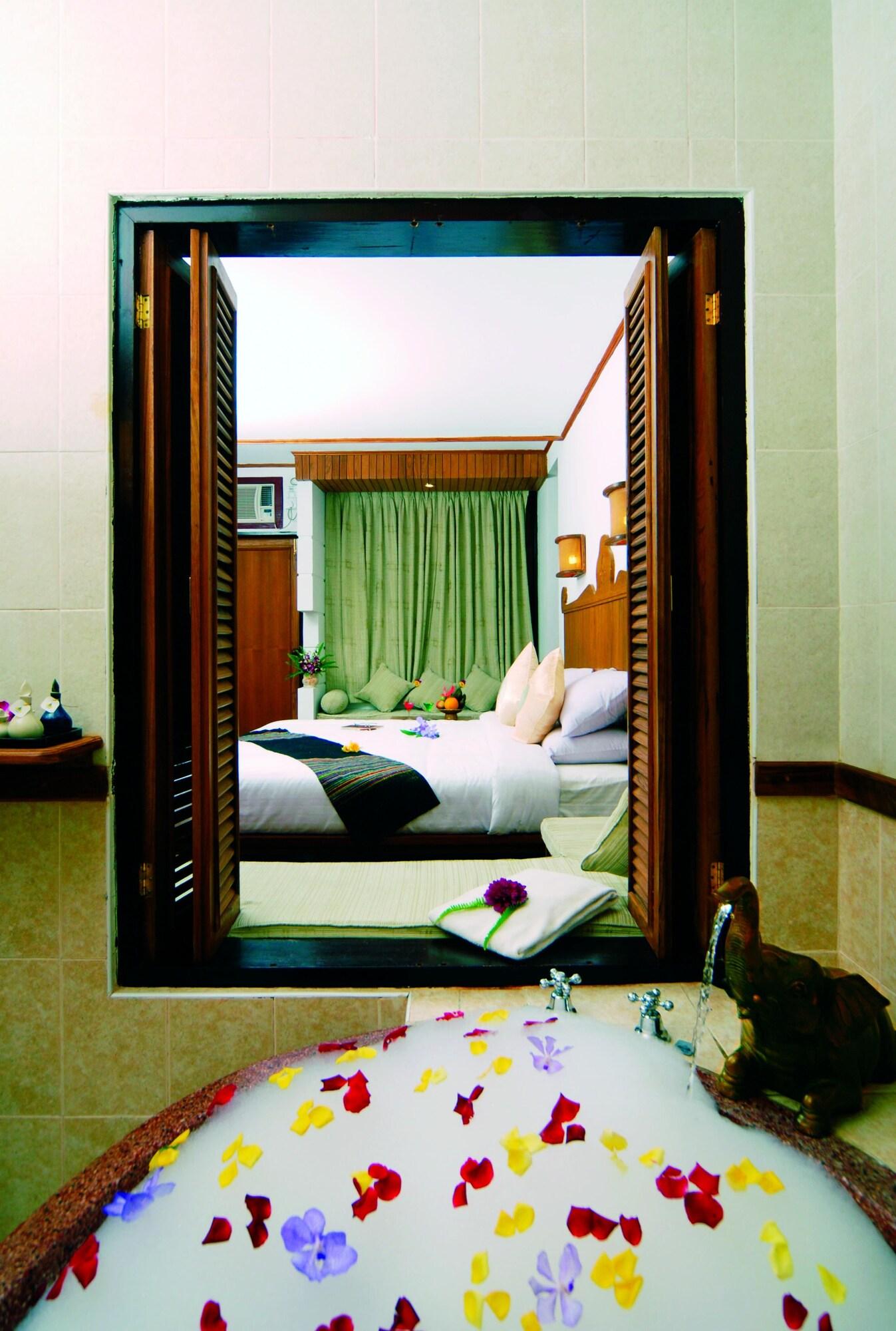 Hotel Amazing Nyaung Shwe Exterior photo