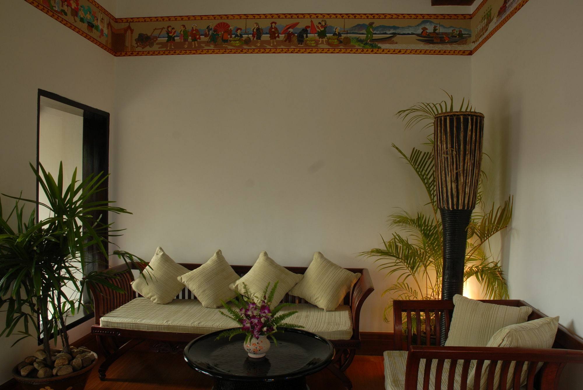 Hotel Amazing Nyaung Shwe Exterior photo